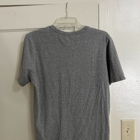 Nike Athletic T-Shirt - Picture 2 of 4